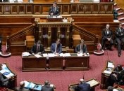 Сенат Франции проголосовал за продление чрезвычайного положения