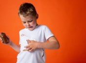 Как быстро вывести пятна от шоколада