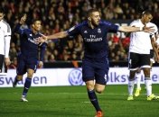 Фаны "Валенсии" кричали "Вальбуэна" во время замены Бензема