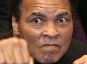 Мохаммед Али болен легкой формой пневмонии