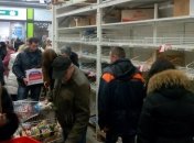 Волна продуктовой паники прокатилась по Украине (Фото, Видео)