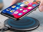 Бездротова зарядка значно полегшує життя