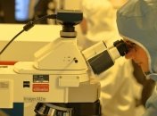 Борьба с COVID-19: в Британии возобновили тестирование "лекарства Трампа"