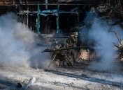 Українські військові обороняються у складних умовах