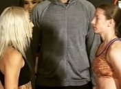 Бывшая порноактриса дебютировала в ММА с сокрушительного поражения (Видео)