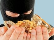 Во Львове ограбили ювелирный магазин и ранили охранника