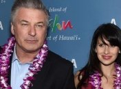 "Теперь я начинаю путешествие к исцелению": жене Алека Болдуина сделали операцию