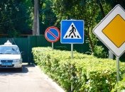 В Украине с 1 июля вводятся новые экзаменационные вопросы по ПДД