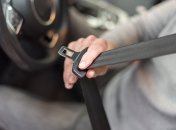 Ремінь безпеки в авто