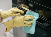 Как очистить жирные поверхности