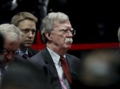 Болтон о возможности введения войск в Венесуэлу: Все варианты остаются на столе