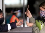 В США и ЕС хотят ввести паспорта вакцинации: какие риски это несет за собой