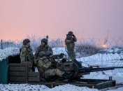 Противник на Донбассе трижды бил по украинских позициях