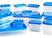 Названы продукты, которые опасно держать в пластике