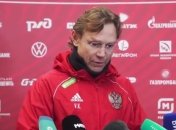 Валерий Карпин