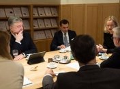 Порошенко в Брюсселе предложил принять в ЕП резолюцию в поддержку Украины 