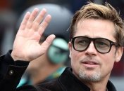 Брэд Питт счастливо прогулялся Лос-Анджелесом после переговоров с Джоли 