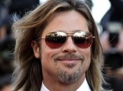 Бабушка Брэда Питта живет в доме престарелых с плохими условиями  