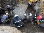 На Хмельнитчине произошел оползень во время ремонта канализационного коллектора, погиб человек