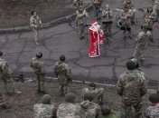 "Jingle Bells" в ООС: на передовой прозвучали новогодние песни (Видео)