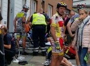 В Бельгии 20 велогонщиков пострадали при столкновении с авто