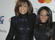 Бобби Кристину Браун отключат от аппарата в день смерти ее матери