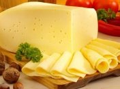 Медики назвали самые полезные для здоровья виды сыра