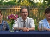 В соцсетях набирает популярность флешмоб в поддержку сериала "Сваты"