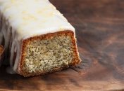 На фото - лимонно-маковый кекс