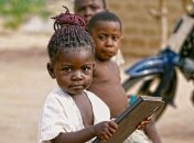 Похищены сотни школьников и учителя: в Нигерии боевики напали на колледж