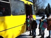 Ребенка высадили из автобуса на морозе: была ли история, из-за которой в соцсетях устроили хайп?