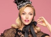 Оля Полякова произвела фурор шикарным нарядом