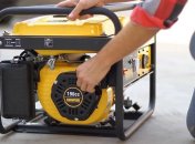 Готовимся к отключениям света: как правильно выбрать генератор