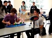 Американский подросток собрал кубик Рубика за 5,25 секунды (Видео)