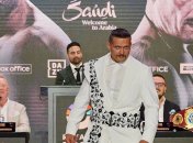 Александр Усик