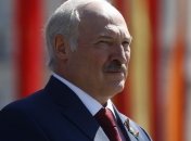 Лукашенко пообещал раздать оружие каждому взрослому белорусу в случае войны
