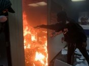 Протесты в Венесуэле: демонстранты подожгли здание Верховного суда