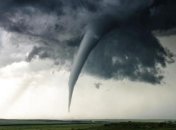 Возле Мелитополя пронесся гигантский смерч (Видео)