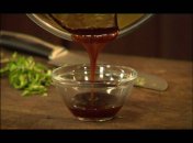 Утка по-пекински с рисовыми блинчиками