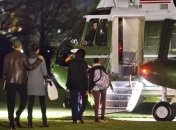 Барак Обама с семьей отправился на Гавайи встречать Рождество