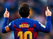 Барселона не стала забирать капитанскую повязку у Месси