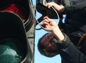 К новогодним праздникам в Киеве устанавливают новые светофоры