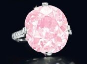 В Нью-Йорке продали самый дорогой розовый бриллиант