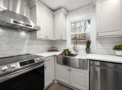 На витяжці збирається багато жиру