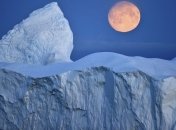 Найбільший у світі айсберг рухається у відкритий океан