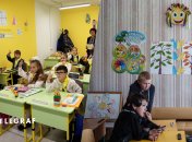 На початок навчального року кількість дітей, що навчаються очно, зросла. Фото Колаж "Телеграфу".
