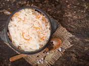 Як приготувати мариновану капусту на зиму