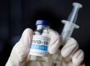 Получившие вакцину от коронавируса врачи рассказали о первых впечатлениях после инъекций