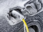 Зарядка електрокара взимку