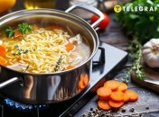 Така страва ідеально підійде для сімейного обіду (зображення створено за допомогою ШІ)